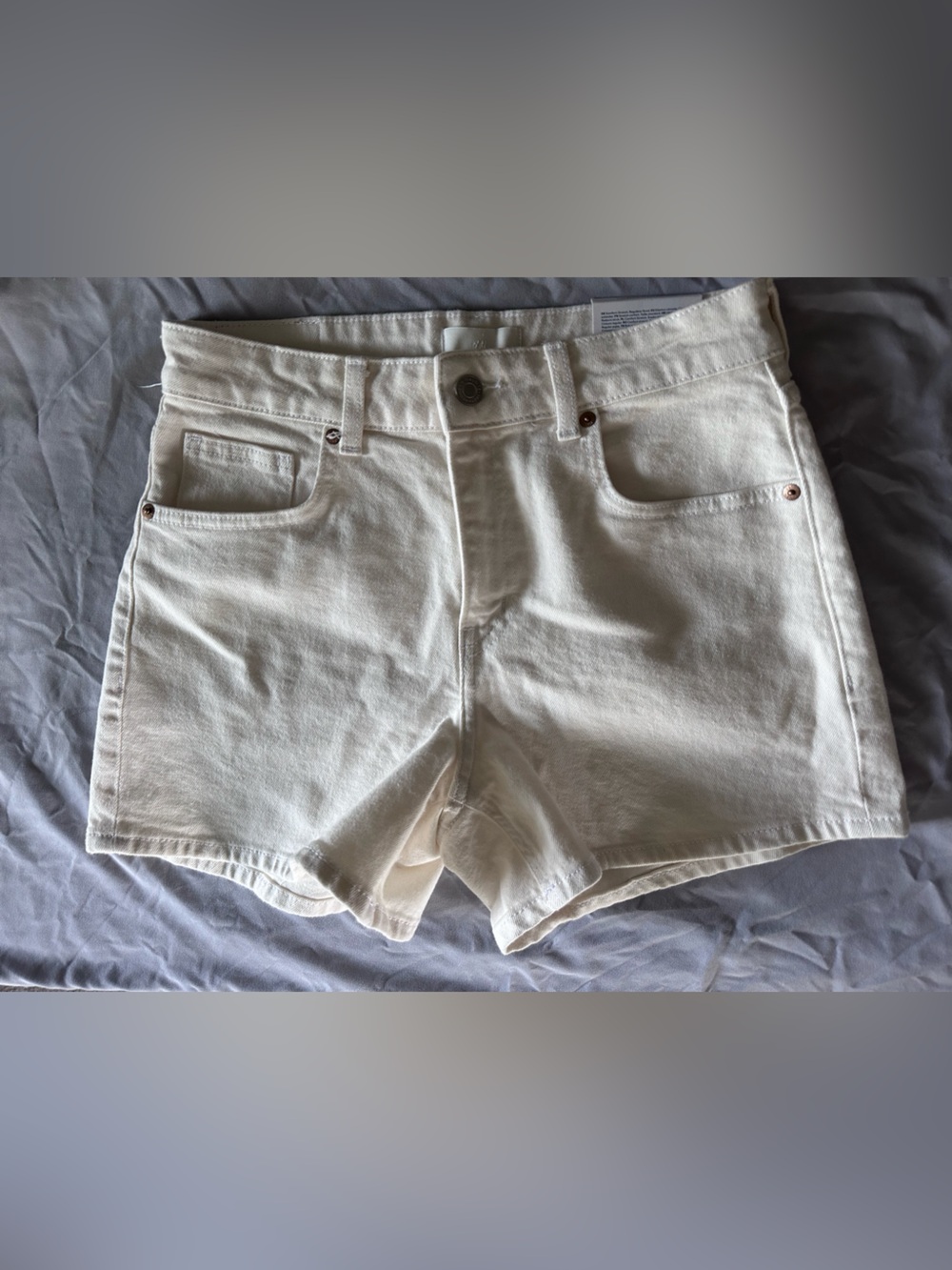 H&M Cream/Off-White Denim Shorts